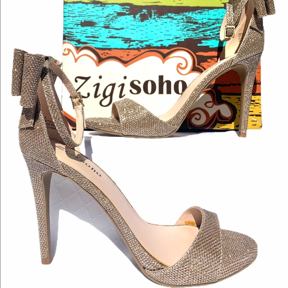 New in box!  Gold Colored Evening Shoes